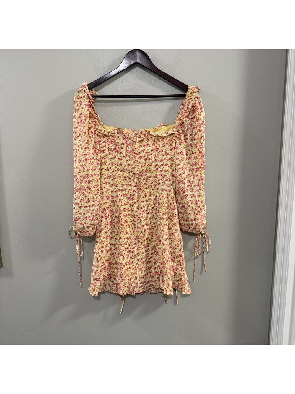 Hello Molly Pink Floral Smocked Mini Dress. Size XS - Picture 3 of 10
